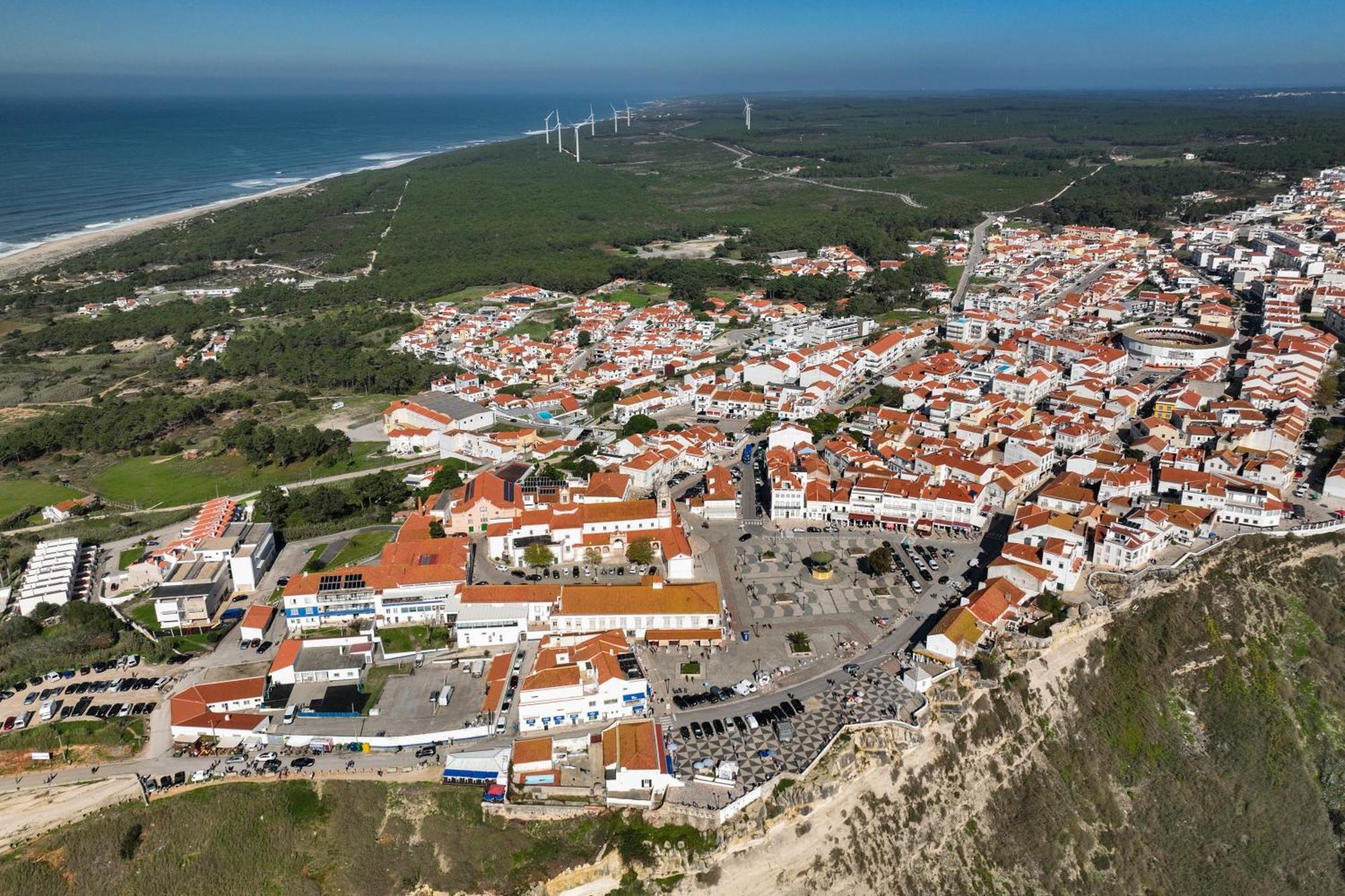 Fika Guest House Nazare Bagian luar foto