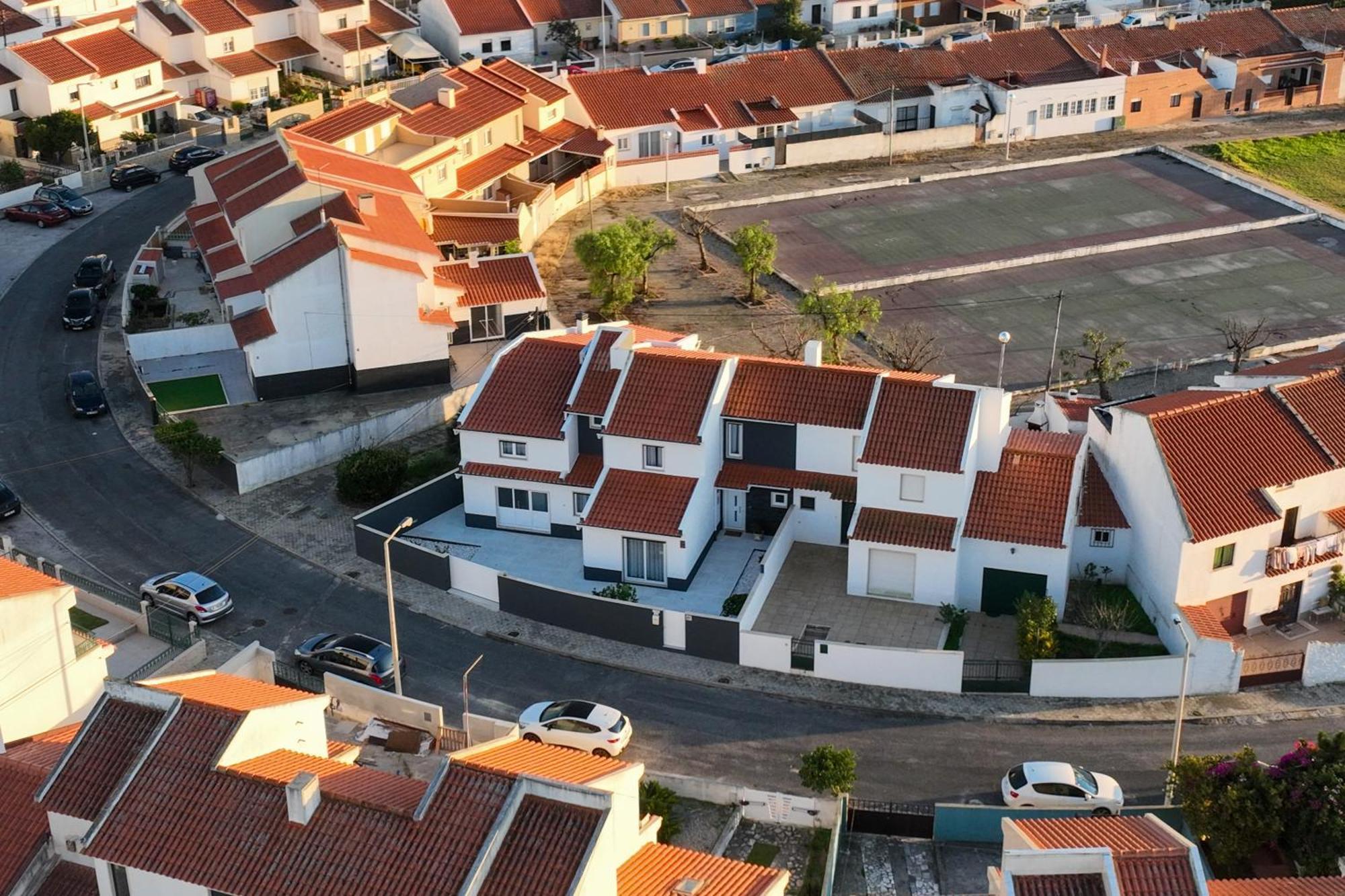 Fika Guest House Nazare Bagian luar foto