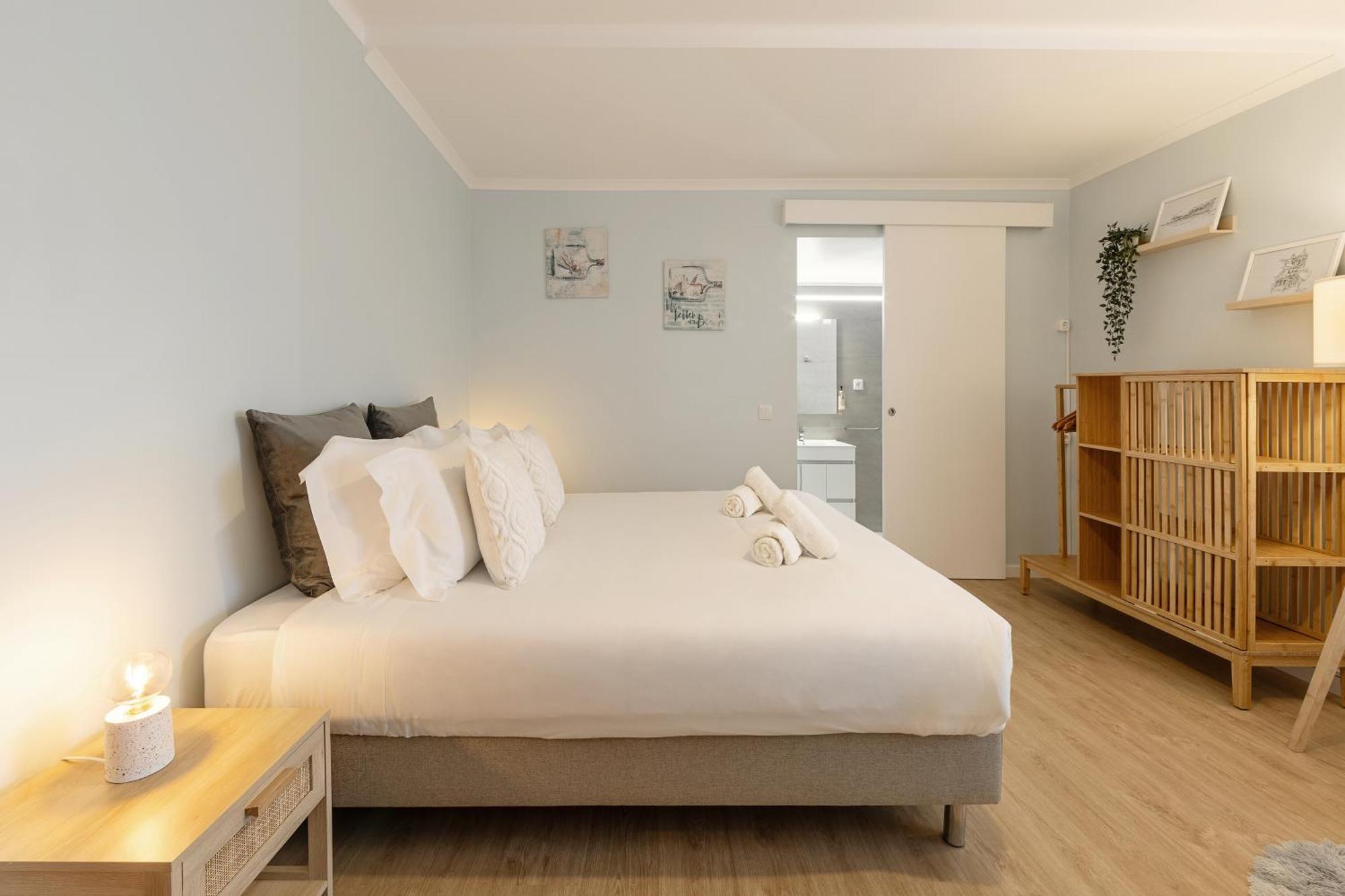Fika Guest House Nazare Bagian luar foto