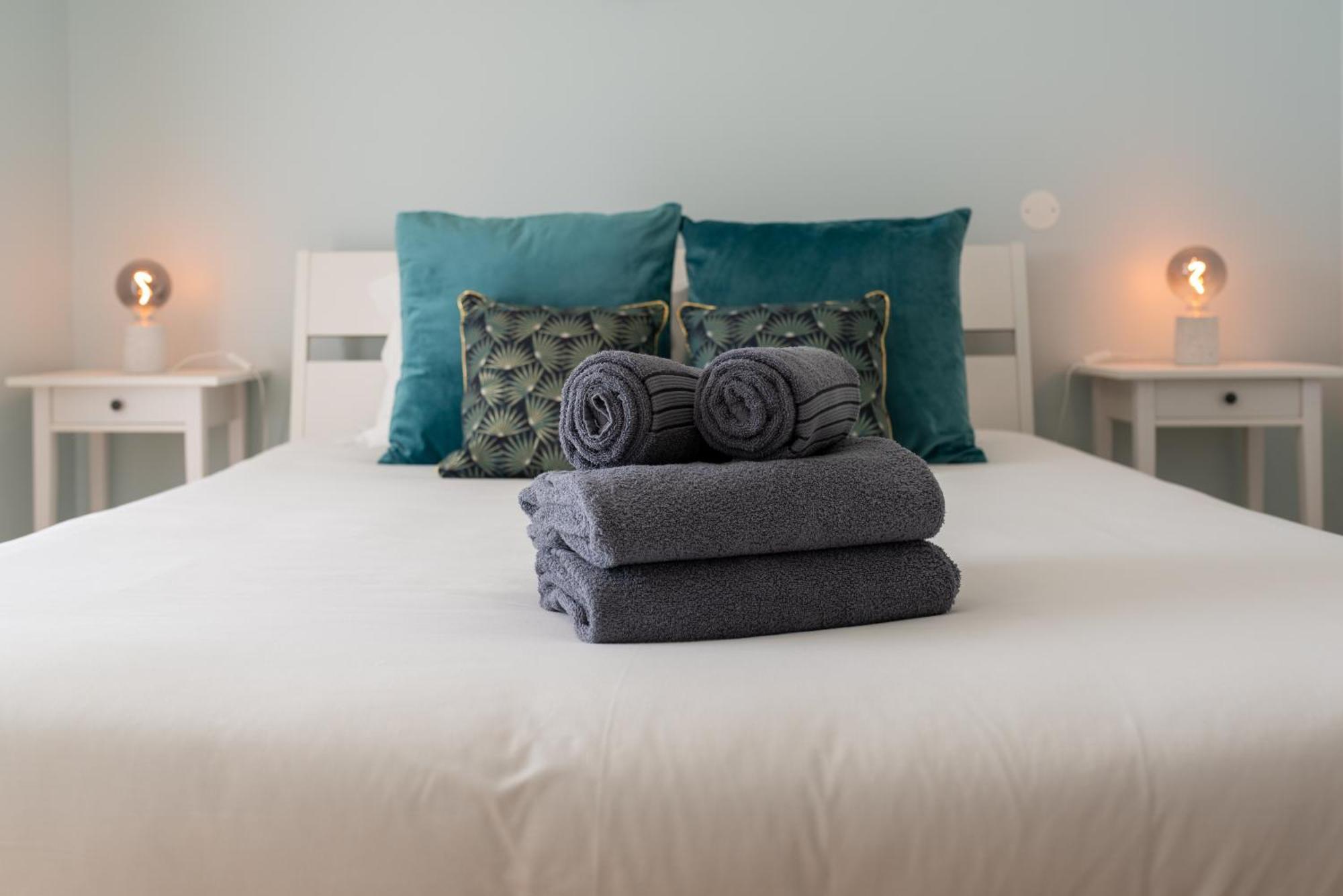 Fika Guest House Nazare Ruang foto